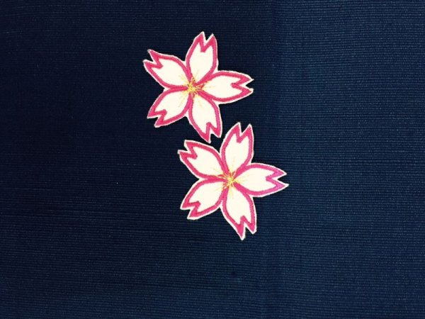 画像1: 桜花2枚入り　線刺繍 (1)