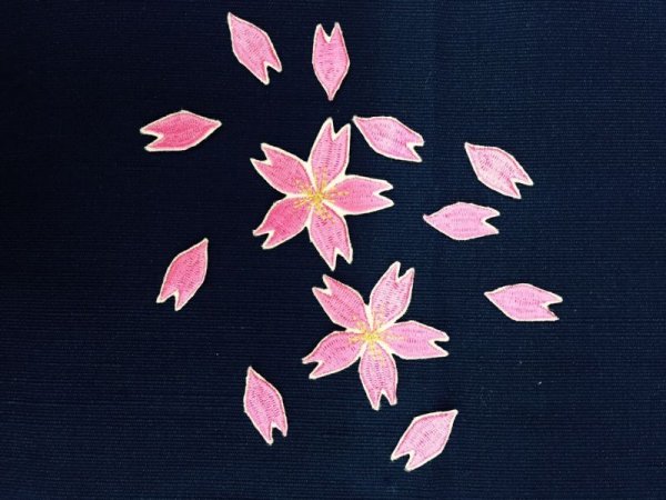 画像1: 桜花びら10枚+桜花2枚入り　薄いピンク (1)
